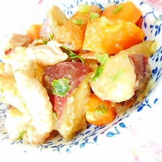 ダシダで作ろ❤薩摩芋と玉葱・人参・牛蒡天＋鶏肉煮❤